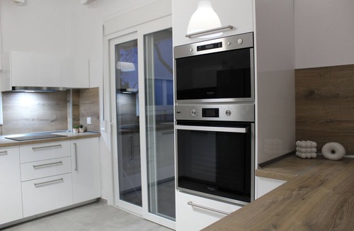 Kassandra Villa | Villa Mare Azul, 300sqm Seafront villa 6 bedrooms, 6 bathrooms