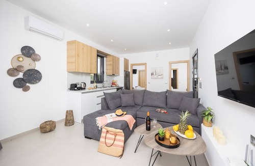 Petaloudes Villa | Villa Salty Sun 2 - Two Bedroom Villa, Sleeps 4