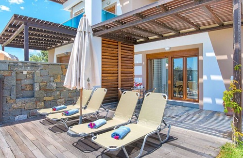 Kiotari Villa | Villa Thalessa | Kiotari | Private Pool | 40m to Beach | Sleeps 7