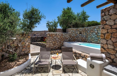 Kamari Villa | Villa Vireon, Calming Garden Views, Private Hot Tub, Furnished Terrace,.
