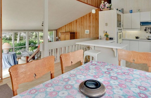Stanhope Cottage | Waterfront 2 BR cottage on 1 acre private lot walking distance to beaches!