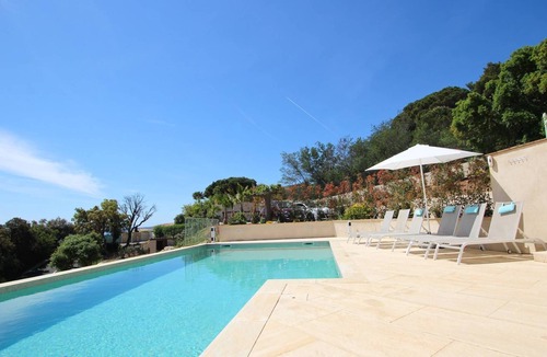 La Nartelle House | With this panoramic sea view, what happiness for your holidays!