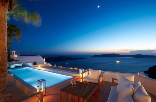 Firostefani Villa | Wonderful Santorini Villa | 3 Bedrooms | Aura Villa | Private Infinity Pool