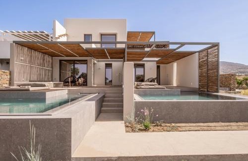 Tinos Town Hotel | Yenesis Seaside Retreat - Adults only over 15