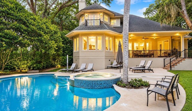 4 Beach Lagoon Rd - GORGEOUS 6 bedroom home in Sea Pines & Private Pool
