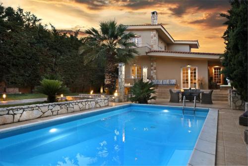 Ablaze Luxury Athens