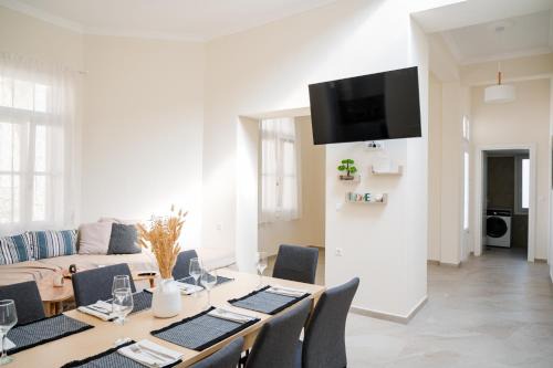 Alcestis City Apartment