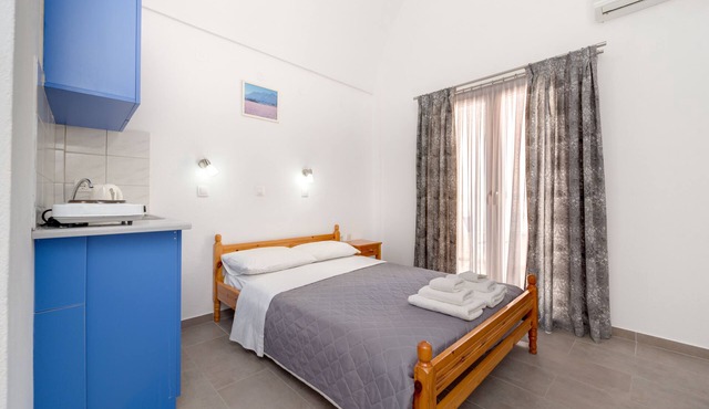 ANDREAS STUDIO PERISSA in SANTORINI in SANTORINI