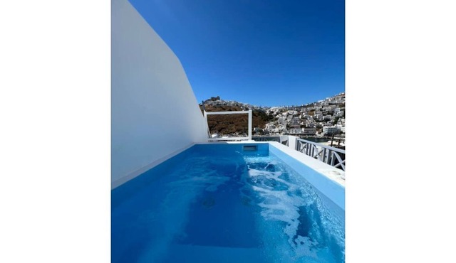 Apartment "Provenzo Suite Levantis" close to the Sea with Wi-Fi