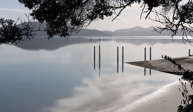 Award winning Luxury One Tree Point Apartment on waterfront Whangarei Harbour.
