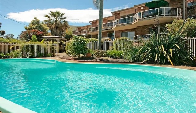 Batehaven Coastal Escape | Pool & Bay Views in BATEHAVEN