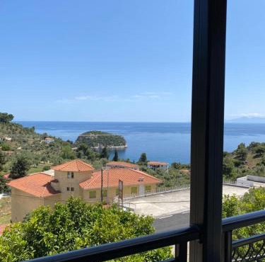 Betsanis Stafylos Apartments