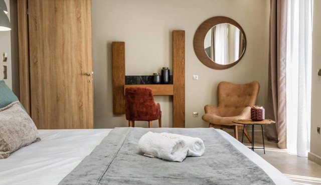 BH213 - C - Villa Naxos