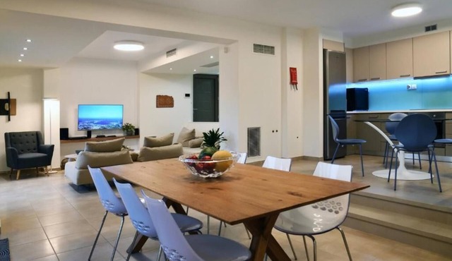 BH223 - C - Villa Chania