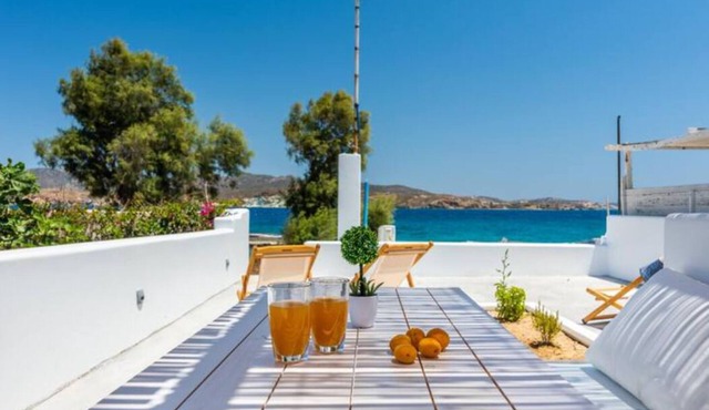 BlueNote Milos - Sea Side Studio