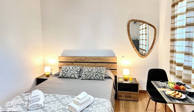 Boutique Studio with Veranda Near Kanali Beach