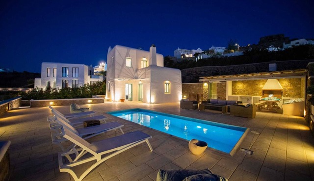 By Whitelist Mykonos