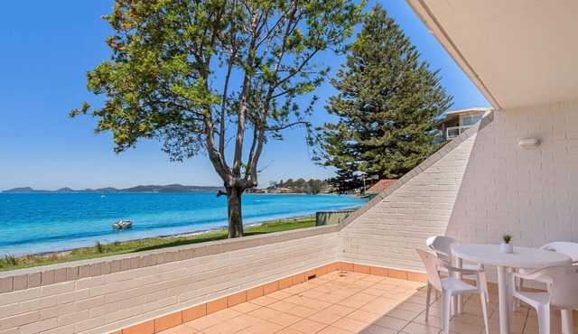Casuarinas, Unit 1/33 Soldiers Point - Waterfront holiday, with spectacular views
