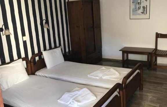 Christopher Apartments in Parga