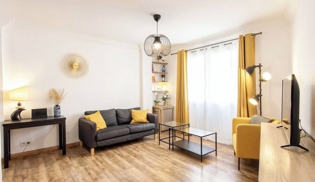 Comfortable studio/LE PORT