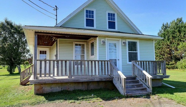 Cricker's Corner Vacation Home - North Rustico