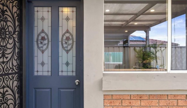 Dean Park 2-Bed Unit