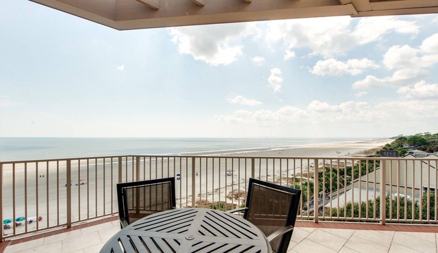 Direct OCEANFRONT Stunning Top Floor Turtle Lane Condo with Multiple Pools!