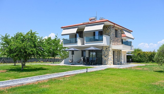 Estelle luxury living Premium Apartment in Paralia Dionisiou (101)
