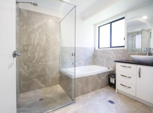 Executive Home Accommodation 34 in Bundamba