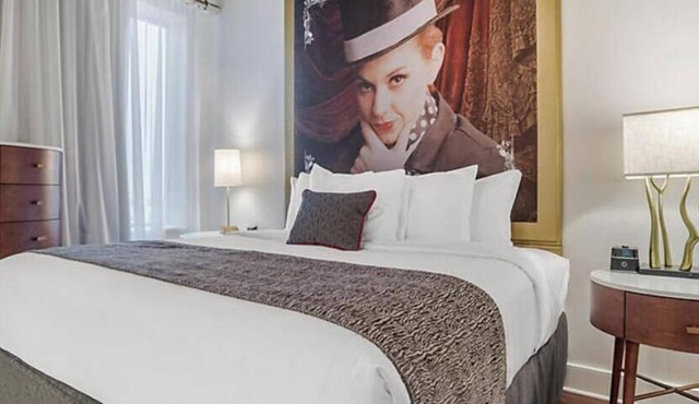 Experience the Limelight: Modern 2Bd Suite Above New Orleans’ Theater District