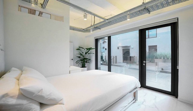 F9 Tailor Serviced Home near Hongik Univ