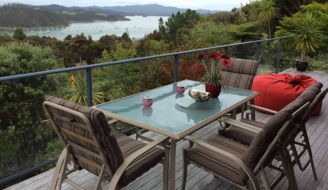 Fabulous comfortable 5 Bedroom home away from home