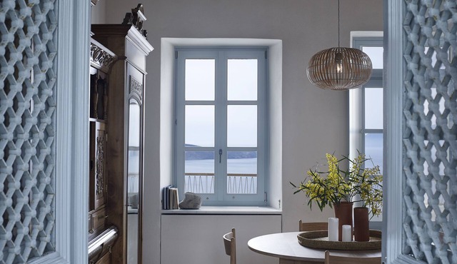 family Villa in Plaka with the most spectacular view on the island