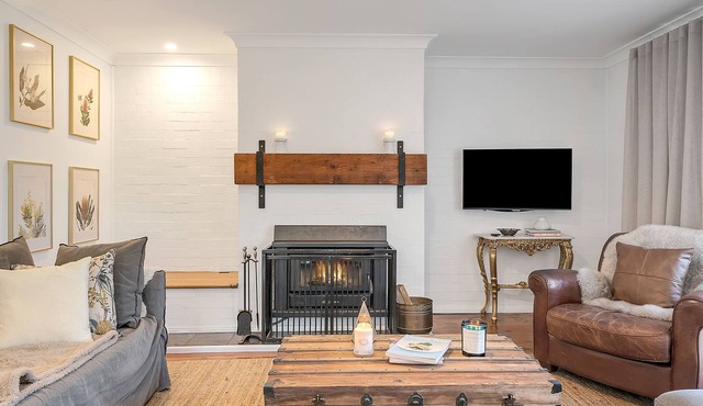 Getawayz NSW - The Robbo House. Classic Southern Highlands Charm in the Heart of Robertson