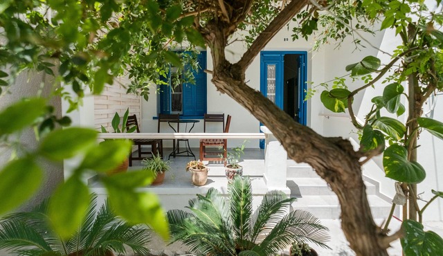 Grandma's Chic Home in Chania Venetian Harbor