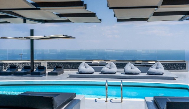 Great Santorini Villa | Villa Votsalo | Air Conditioning | Imerovigli