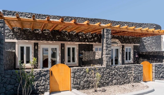 Great Santorini Villa | Villa Coral | Air Conditioning | 1 Bedroom