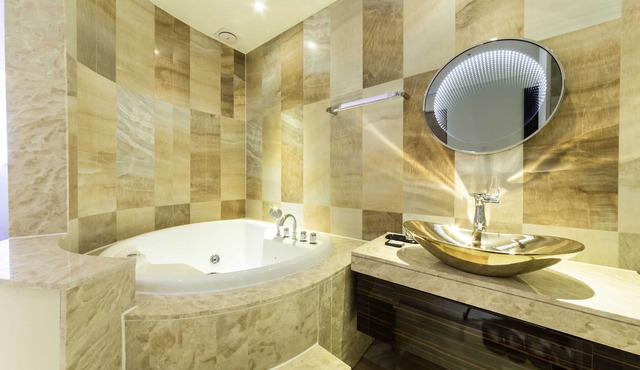 Guri Galmae Indi Present Hotel