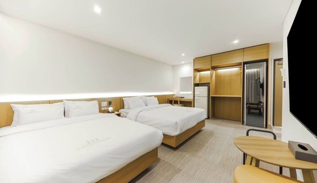H Avenue Hotel Jeonju Terminal