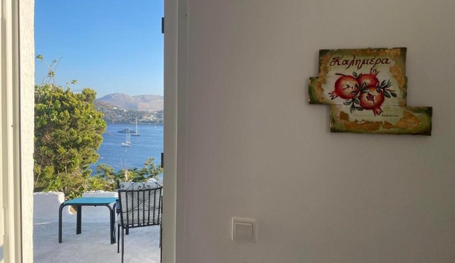 Hector -Sweet home with a beautiful view