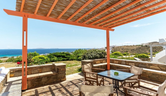 Holiday Home 'Anemologio 203 Tinos' with Sea View, Wi-Fi and Air Conditioning