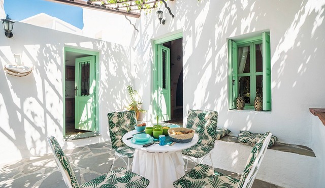 Holiday Home 'Fedra's Traditional House' with Terrace, Garden & Wi-Fi
