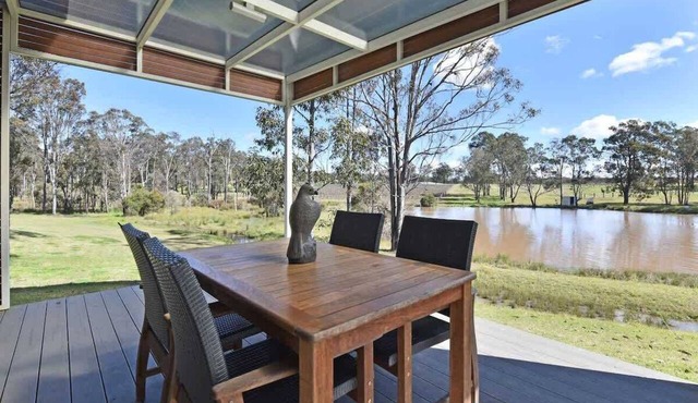Ironbark Hill Villa 2 - Arneis