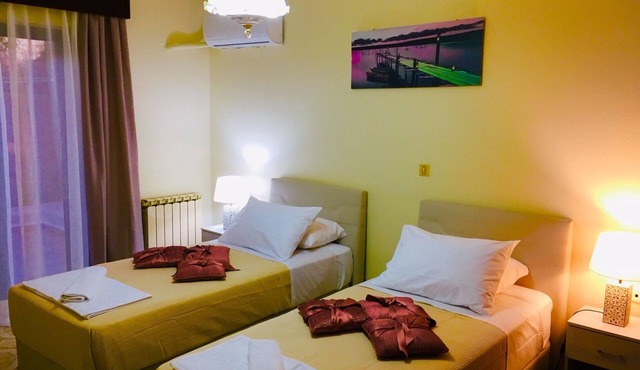 Kallipatira apartments