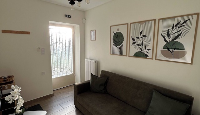 Kaya Home | Cozy Stay with Panoramic Meteora View