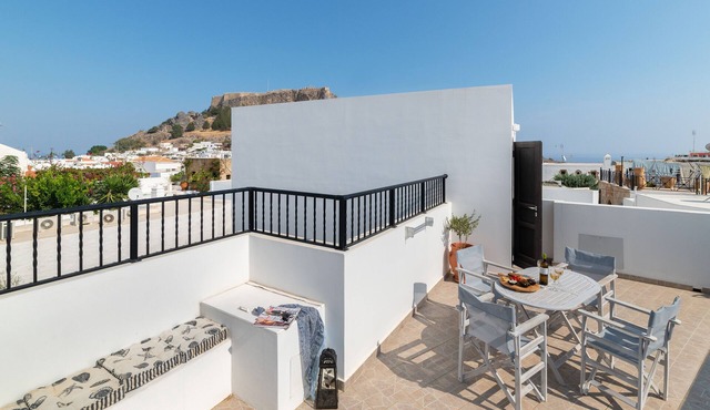 Lindos Olive Suite - luxury apartment with private roof terrace and seaview