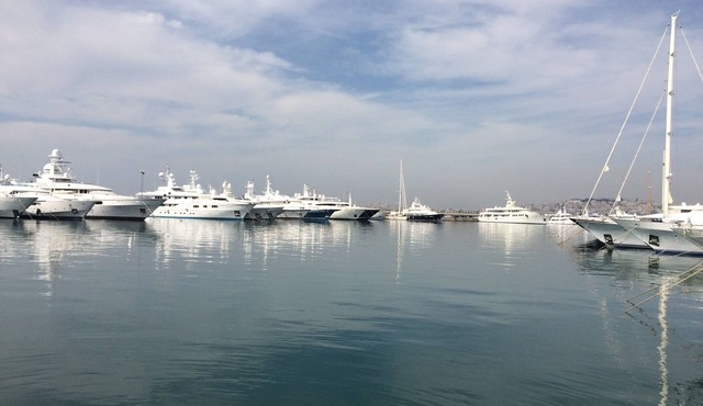 Lovely condo across Marina Flisvos, in Palero Faliro Athens.