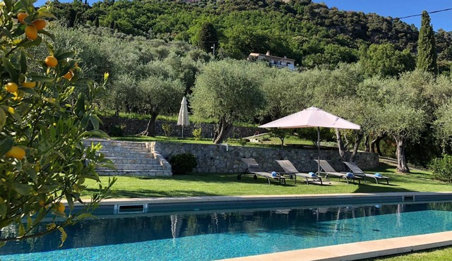 Luxury 3 bed villa with spectacular sea views, 25m heated pool & Pétanque court