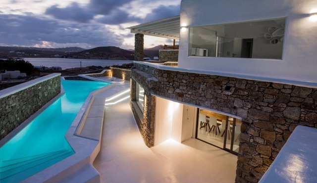 Luxury Designer Villa with Private Infinity Pool & Gym just 150 meters from Ftelia Beach !