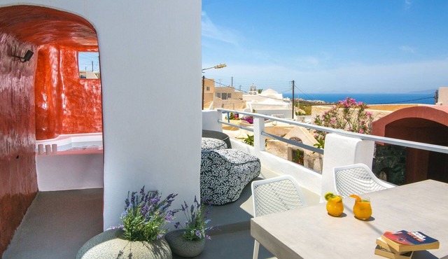 Luxury Santorini Villa | 1 Bedroom | Premium Villa | Private Plunge Pool